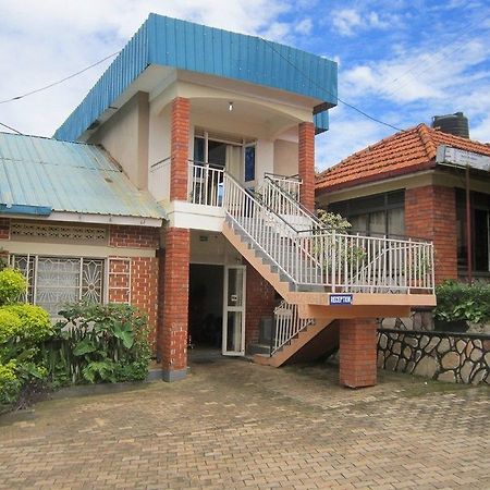 Keba Inn Lyamutundwe Bagian luar foto