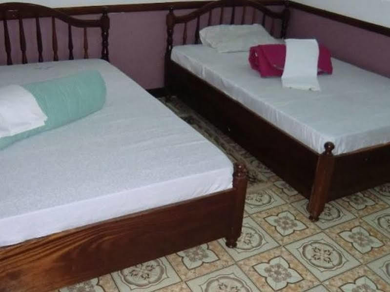 Keba Inn Lyamutundwe Bagian luar foto